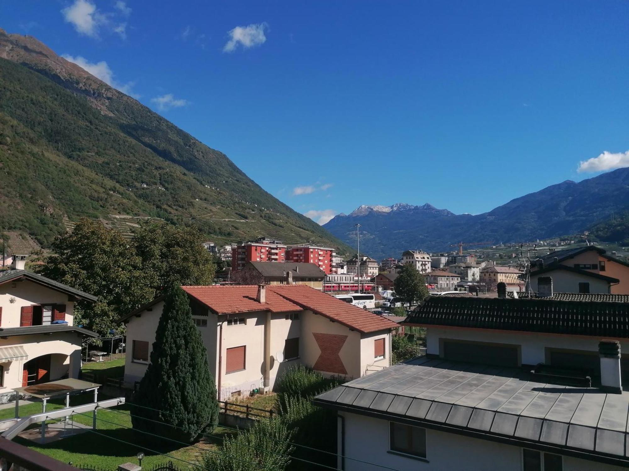 Bernina Views-Tirano Lägenhet Exteriör bild