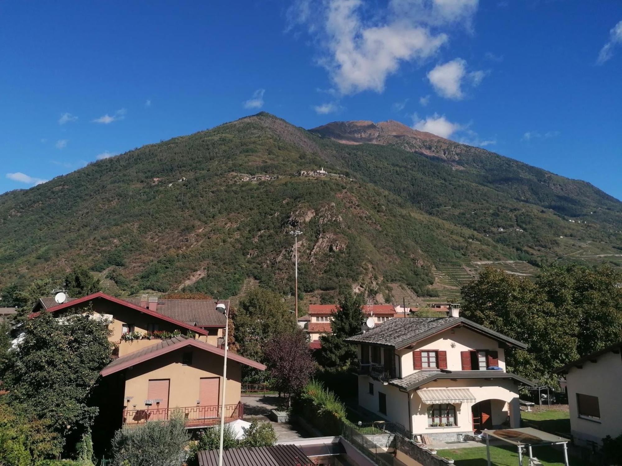Bernina Views-Tirano Lägenhet Exteriör bild